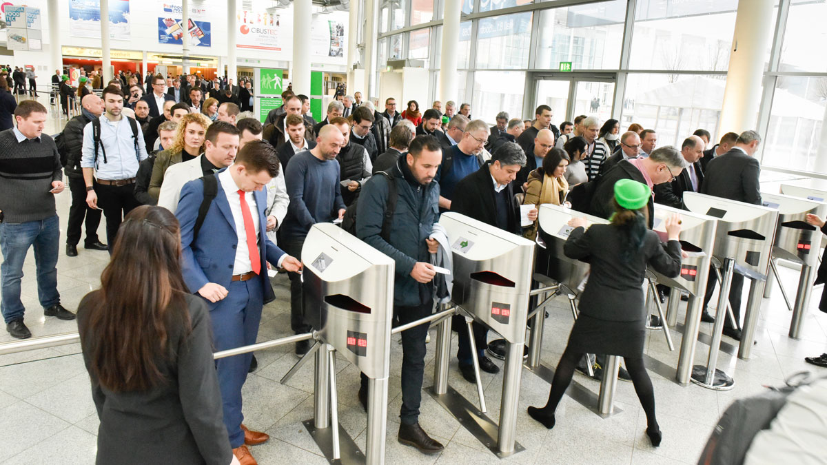 Online ticket - No waiting time at the cash register ISM Ticket