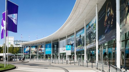 Werbeflächen Eingang Nord Werbeflächen Eingang Nord