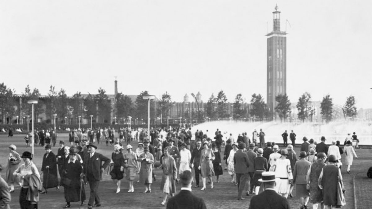 1928 – Zur Presseaustellung Pressa entsteht an der Messe ein Park zum Flanieren.