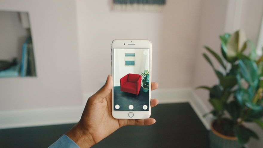Augmented-reality-IKEA Augmented reality is changing the furniture industry