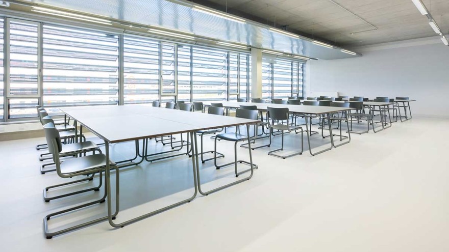 Tisch PBSA Thonet, Hochschule Düsseldorf Tisch PBSA Thonet, Hochschule Düsseldorf