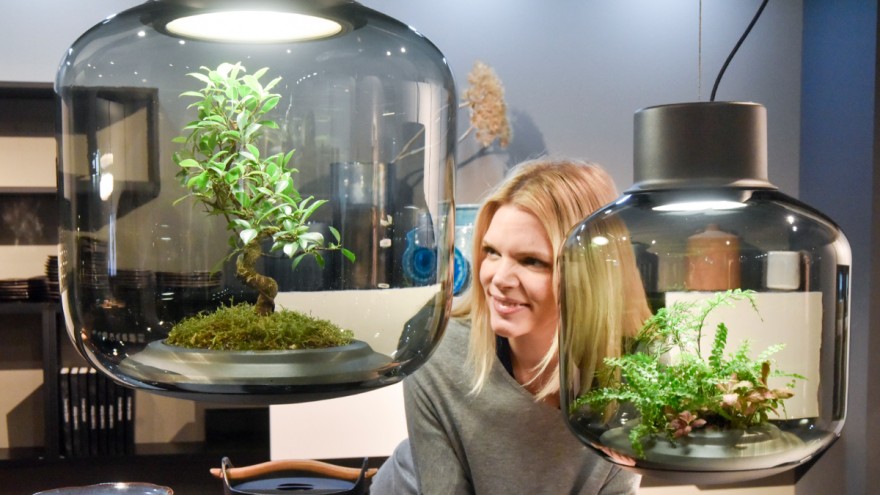 mygdal-nui-studio-pflanzenlampe-2018 Lampe Mygdal von Nui Studio auf der imm 2018.