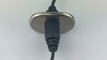 Magnetischer Netzanschluss für Polstermöbel Magnetischer Netzanschluss für Polstermöbel