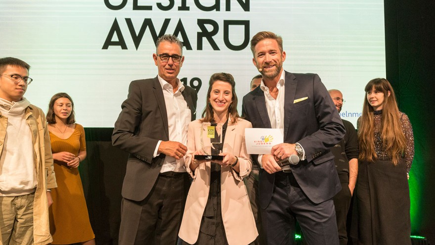Yaara Nusboim ist die strahlende Siegerin des Kids Design Award 2019 Gewinnerin Kids Design Award 2019
