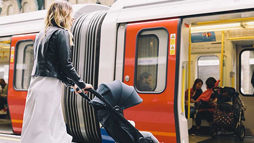 Metro Compact City Stroller – © Ergobaby