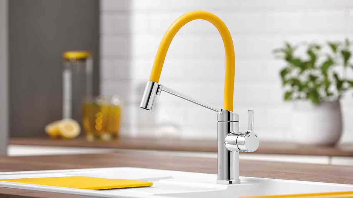 Eye-catching kitchen taps Eye-catching kitchen taps