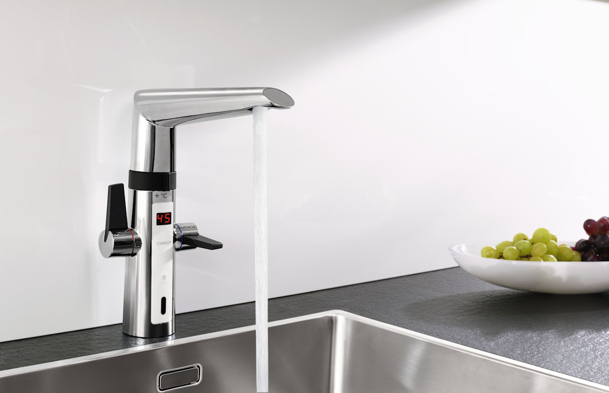Pivotal element of the kitchen: the sink Pivotal element of the kitchen: the sink
