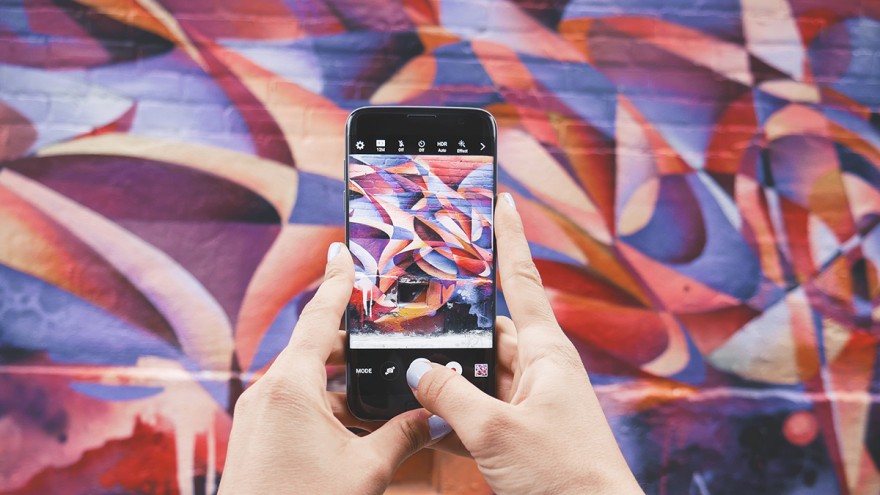 Smartphone taking pictures