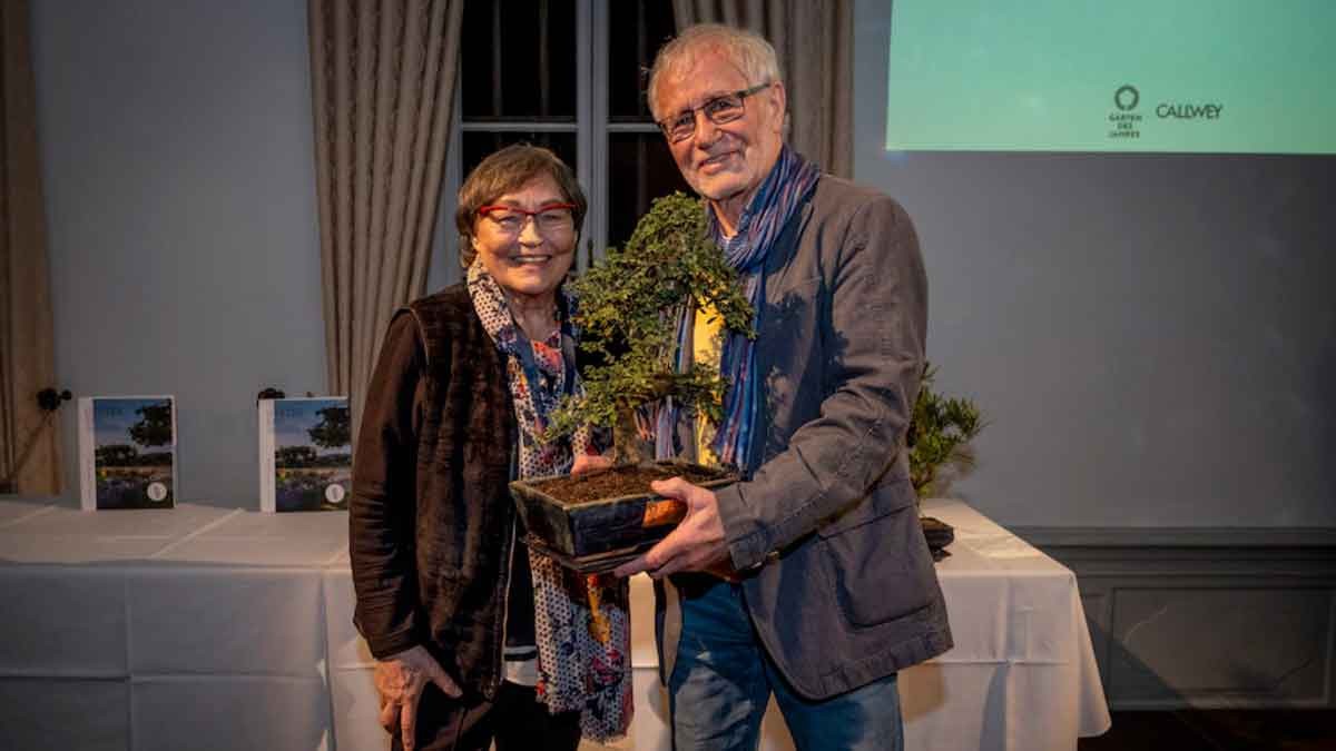Volker Püschel with his wife at the “Gardens of the Year 2019” award ceremony © Callwey Volker Püschel with his wife at the “Gardens of the Year 2019” award ceremony © Callwey