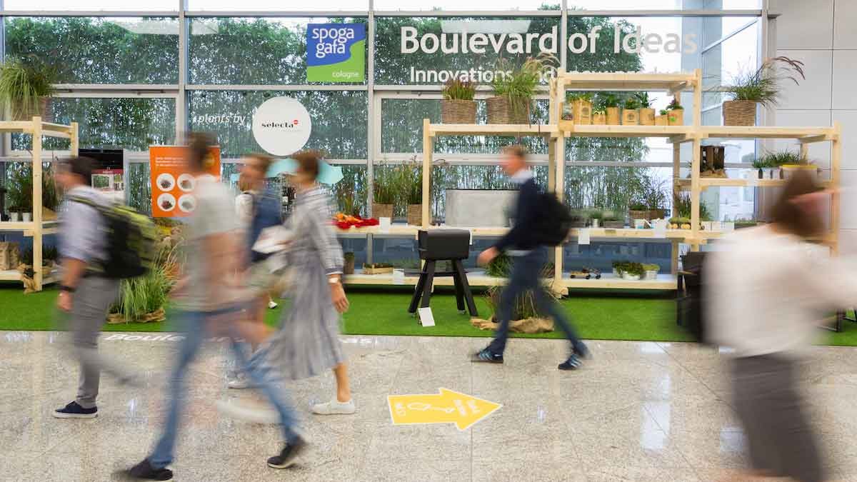 Boulevard Middle Boulevard Middle