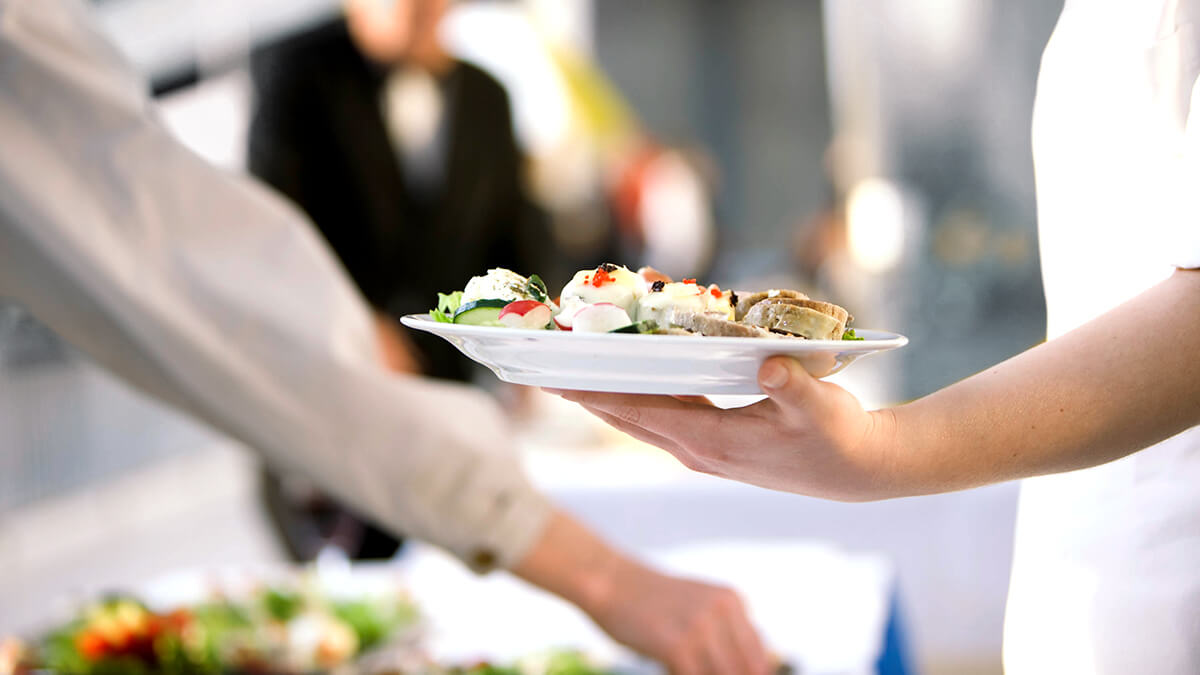 Gastronomische Versorgung und maßgeschneiderte Cateringkonzepte für Ihren Messeerfolg. Gastronomische Versorgung und maßgeschneiderte Cateringkonzepte für Ihren Messeerfolg.