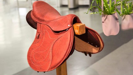 GT Concept - Oak Saddle GT Concept - Oak Saddle